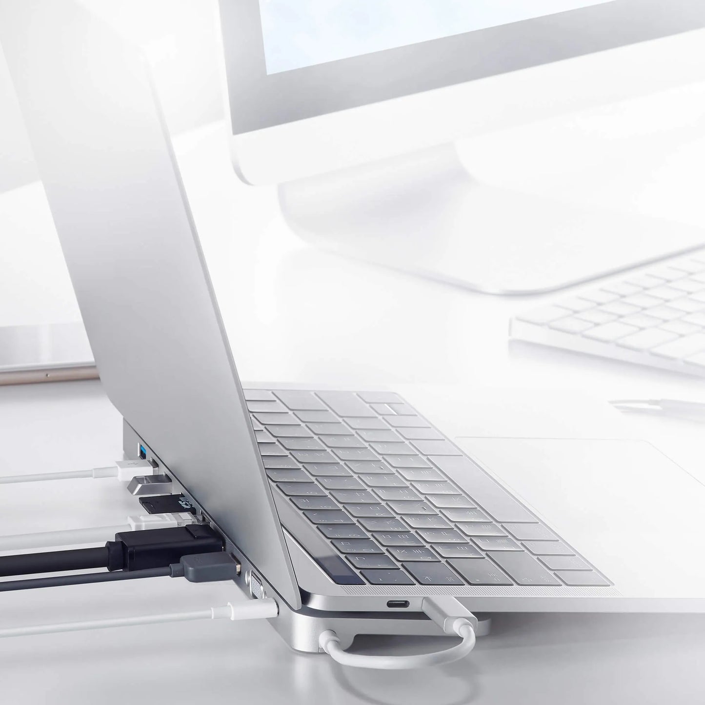 ATEN Dock; USB-C Multiport Dock with Power Pass-Through.