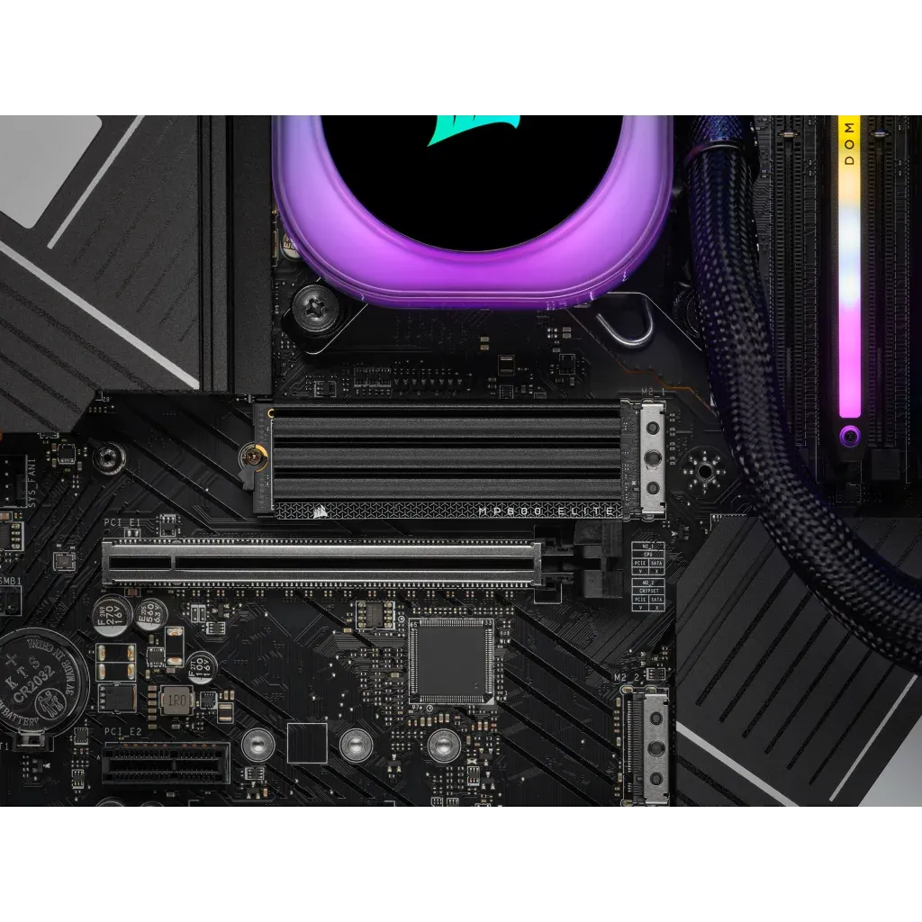 Corsair MP600 ELITE 2TB Gen4 PCIe x4 NVMe M.2 SSD with heatsink; Read Up To 7000MB/s; Write up to 6500MB/s