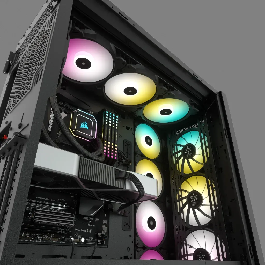 Corsair MP600 ELITE 2TB Gen4 PCIe x4 NVMe M.2 SSD with heatsink; Read Up To 7000MB/s; Write up to 6500MB/s