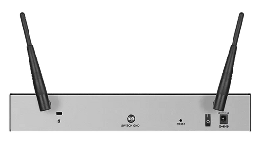 D-Link Unified Wireless AC Services Router;  4x Gigabit Ethernet LAN; 2x Gigabit Ethernet WAN; 1x USB 2.0