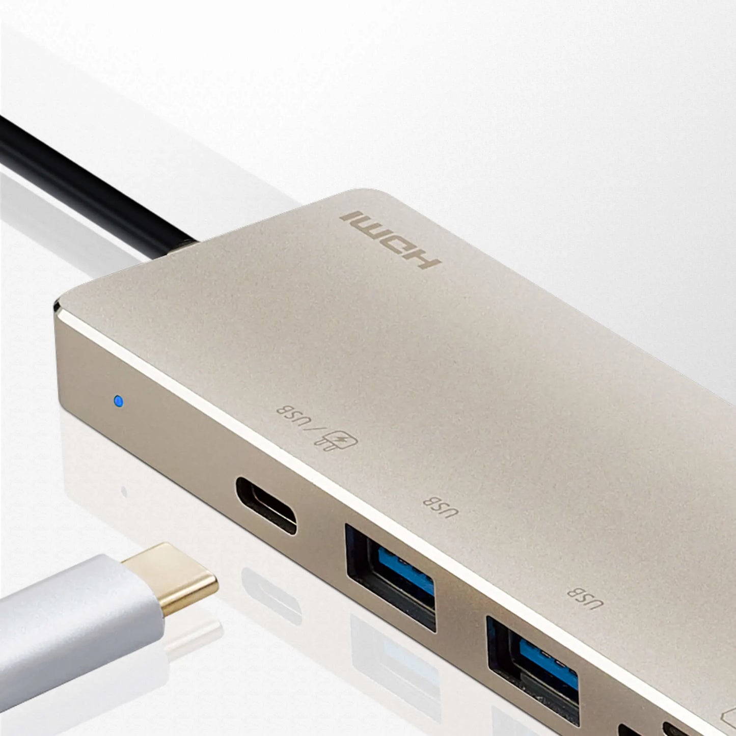 ATEN Dock; 6-in-1 Mini Dock with Power Pass-Through. 1 x HDMI;1 SD/Micro SD Reader;1 x USB-C PD Port;2 x USB 3.2 Type-A ports